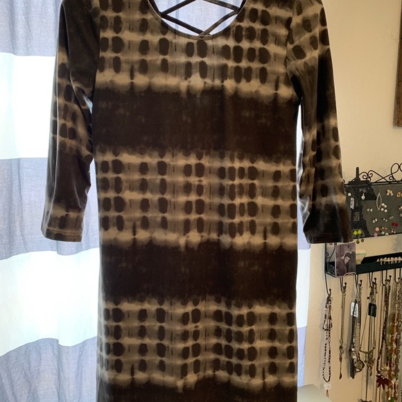 5th and Love Dress - Picture 1 of 4